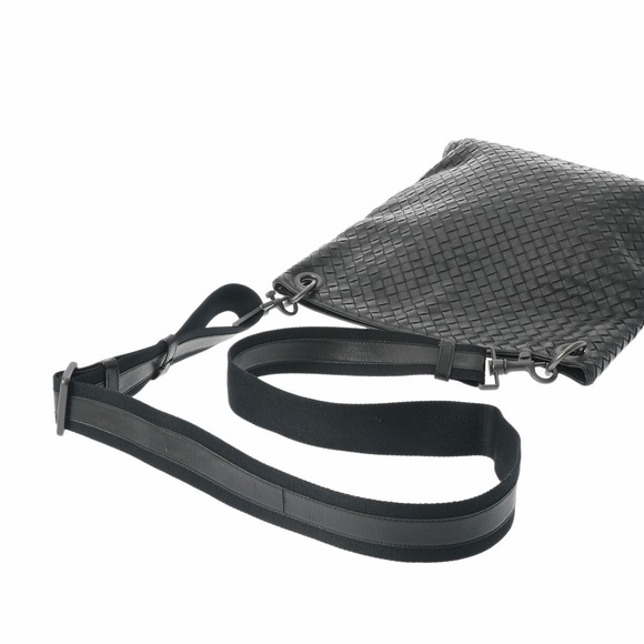 BOTTEGA VENETA Intrecciato Black Leather Shoulder Bag - Picture 3 of 9